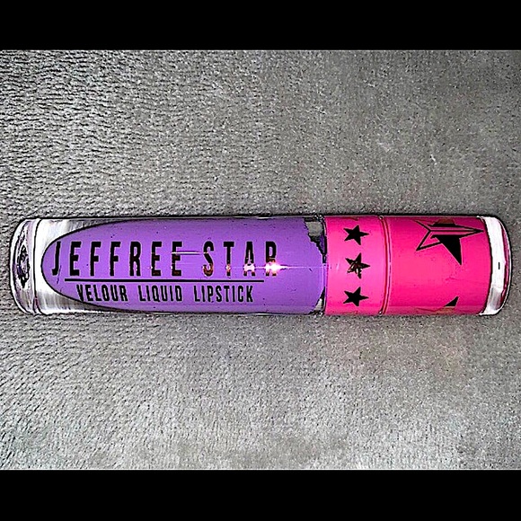 🆕🔥JEFFREE STAR VLL BLOW PONY THE COLOR NAME IS BLOW PONY REALLY PRETTY PURPLE - Picture 4 of 7